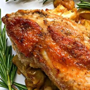 ONE-SKILLET HONEY APPLESAUCE PORK ROAST