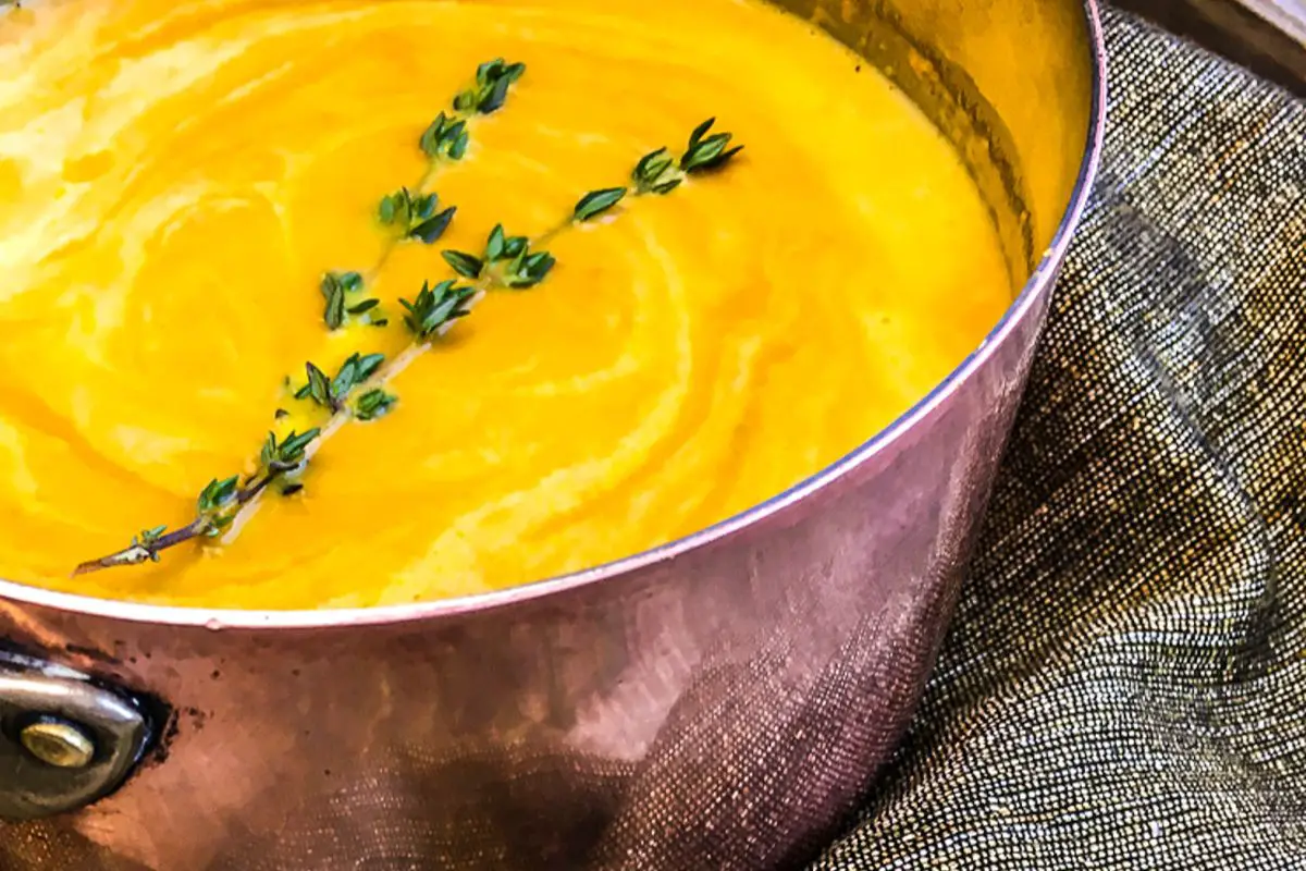 Creamy Ginger Carrot Soup - wellnesssleuth