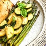 SHEET PAN ROASTED CHICKEN BREASTS WITH VEGGIES