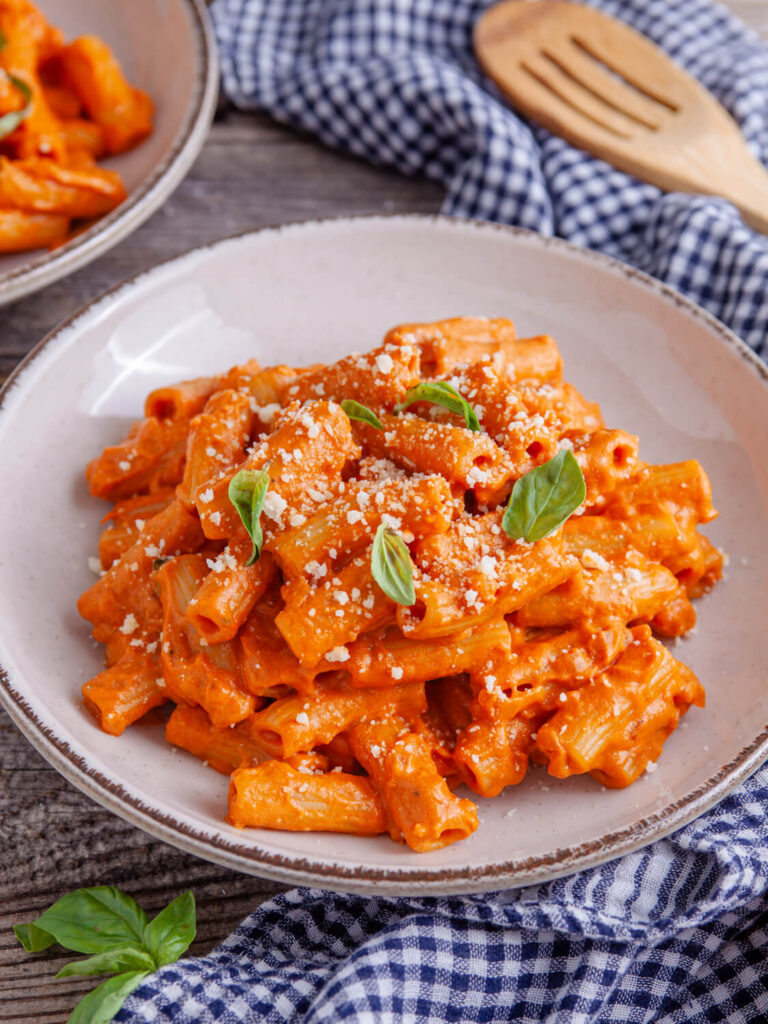 Rigatoni Topped With Homemade Vodka Sauce Recipe - wellnesssleuth