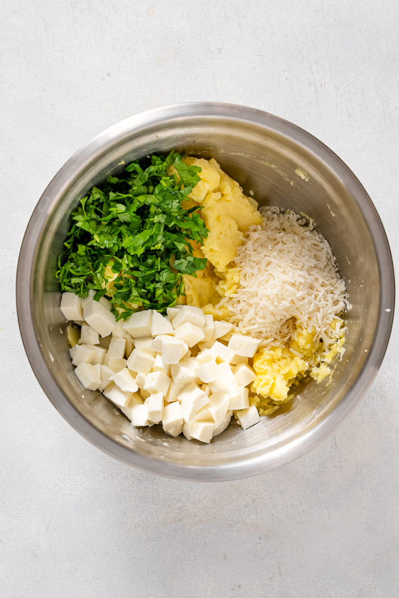 ingredients for mozzarella-stuffed potato croquettes