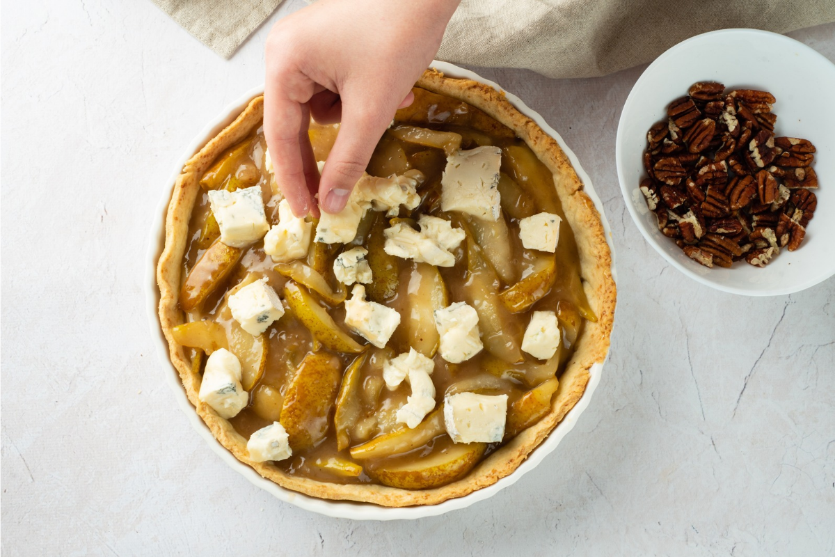 Adding the pear filling